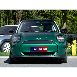 MINI Cooper E, Auto Eléctrico Compacto Clásico e Icónico: Batería de 51.5 kWh, Garantía de <span class=keywords><strong>8</strong></span> Años, Autonomía de 466 km, Perfecto para Conducir en la Ciudad - Product Image 1