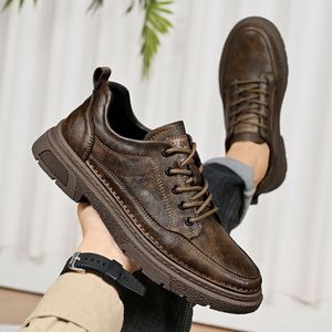 Men's Retro Casual Leather Shoes Large Size, Wear-resistant Leather <b>Flat</b> Sole Outdoor Fashion Martin Boots - Product Image 5