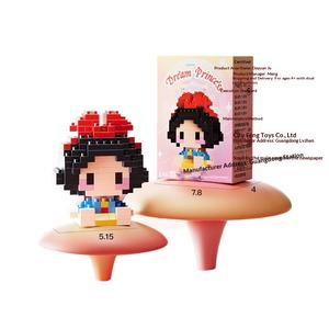 Compatible avec les blocs de construction Panda Strawberry Bear Cartoon Doll, en plastique ABS, 40 pièces, emballage en boîte de couleur, pour enfants - Product Image 5