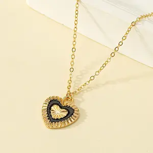 Geili Fashion Alloy Red Black Heart Love Pendant Choker Necklace 18k Gold Plating Waterproof Necklace For Women
