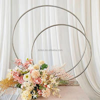Présentoir professionnel de pièce maîtresse de fleur en métal doré 2025 pour les décorations de table de mariage et les arrangements supérieurs