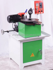 Machine automatique multifonction pour affûter, chanfreiner et rainurer les lames de scie circulaire de charpentier, 800 mm, avec affûtage par engrenage - Product Image 3