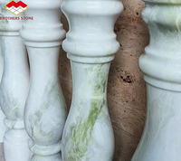 Vente en gros de balustrades en marbre blanc moderne imperméable avec des veines vertes, pour escalier, balcon, pilier, balustrade en marbre vert, pierre