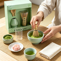 OEM Bambu Matcha Çırpıcısı Chasen Seti Porselen Standlı Çay Kaşığı Özel Renkli İp Pembe Charm Japon Hediyesi