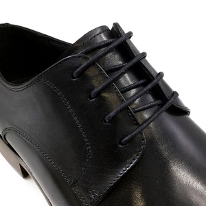 Chaussures habillées Oxford de luxe pour hommes, faites à la main, de haute qualité, vintage, à lacets, confortables, légères, en cuir véritable, avec logo personnalisé - Product Image 5