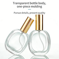 Flacon de parfum carré en verre rechargeable de 50 ml avec vaporisateur à pompe, compatible avec les diffuseurs à bâtonnets, finition givrée grise