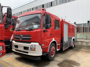 Camión de Bomberos Ligero de 8 Toneladas con Cabina de Doble Fila y Bomba para Protección Contra Incendios en Carreteras Comunitarias y Rurales - Product Image 3