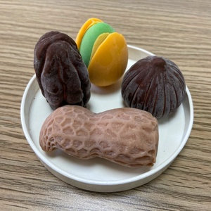 Crème glacée Hicey 3D Mini Pistache Arachide Noix de Filbert Saveur Crème glacée Pistaches Chocolat Crème glacée aux noix - Product Image 1