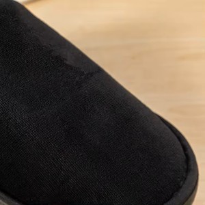 Zapatillas personalizadas negras suaves antideslizantes con logotipo para uso en viajes y hoteles - Product Image 6
