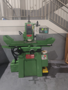 Máy Mài bề mặt nhỏ hiệu quả chi phí lớn HY-618 Máy mài chính xác cao nhỏ CNC gia công các bộ phận máy tiện - Product Image 5