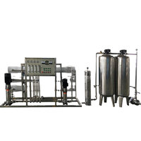 Purificateur d'eau pour usine alimentaire 2000L/H avec réservoir en fibre de verre, système d'osmose inverse, pompe, adoucisseur, filtre, garantie 1 an