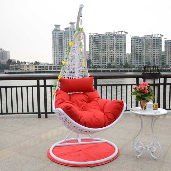 Cheap Price Maple Leaf Shape Outdoor Hanging Swing Chair