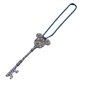 Étiquette de vêtement personnalisée en alliage de zinc rose doré avec chaîne et logo en relief pour accessoires et cadeaux promotionnels - Product Image 5