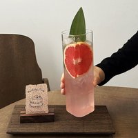 Dunne herbruikbare highball glazen, heldere longdrink cocktail glazen, eenvoudige vierkante sap-, koffie- en melkbekers voor bar, restaurant, thuis en dagelijks gebruik.