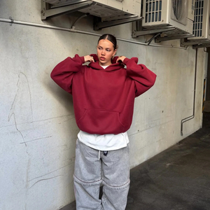 Sudadera con Capucha para Mujer, Color Borgoña, con Bolsillo Canguro, Felpa Gruesa, Estilo Holgado, Informal, para Otoño e Invierno, Venta al Por Mayor - Product Image 1
