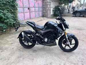 Motocicleta Urbana Deportiva <span class=keywords><strong>Benelli</strong></span> <span class=keywords><strong>TNT</strong></span> <span class=keywords><strong>150</strong></span> de 150cc, Color Negro, con Inyección Electrónica de Combustible (EFI) - Product Image 6