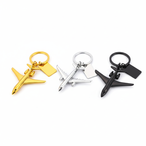 Breloque promotionnelle gravée en 3D, logo personnalisé, lettrage personnalisé, accessoires, porte-clés en métal en forme d'<span class=keywords><strong>avion</strong></span> - Product Image 1