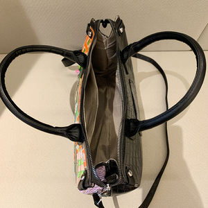 กระเป๋าถือผู้หญิงลายเรขาคณิตสำหรับฤดูใบไม้ร่วงและฤดูหนาว  วัสดุ PU ทนทาน ปิดด้วยซิป พกพาสะดวก พร้อมลายปัก - Product Image 2