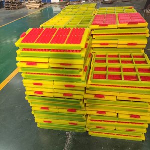 פאנל מסך רוטט עמיד עם שוליים עטופים - Product Image 1