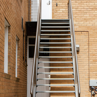 Escalier droit de style minimaliste préfabriqué pour la décoration intérieure de nouvelle maison