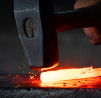 Hache de camping multifonctionnelle de qualité industrielle, forgée à la main en acier au chrome-vanadium, outil de survie tactique, coupe-bois, coupe-foin