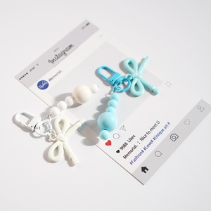 Llaveros con Lazo y Cuentas de Diseño Original DIY, Colgantes Kawaii para Bolsos y Carteras, Lindos Regalos Hechos a Mano para Mujeres y Niñas - Product Image 2