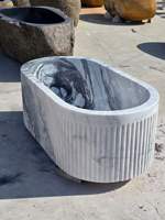 Baignoire autoportante ovale en marbre naturel – Luxueuse baignoire moderne pour salle de bain intérieure