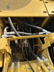 Used Caterpillar315D Excavator 15Ton Hydraulic Crawler Digger Original Japan Caterpillar Good Condition Low Hours <b>Cheap</b> Price - Product Image 4