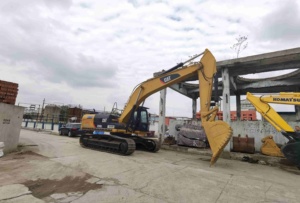 Excavatrice d'occasion personnalisée 329DL, moteur Caterpillar C7 329D2, 158KW, capacité de la benne de 1,0m³, 29 tonnes, modèle 2018, Japon - Product Image 4