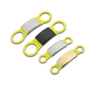 Étiquette de suivi personnalisée pour animaux de compagnie avec motif de lettre et décoration en écharpe pour <span class=keywords><strong>chiens</strong></span> et <span class=keywords><strong>chats</strong></span>, en silicone et acier inoxydable - Product Image 1