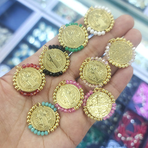 JS7376 - Suministros de Joyería Hechos a Mano, Cristal, Perlas, Chapado en Oro de 18K, Medalla de <span class=keywords><strong>San</strong></span> <span class=keywords><strong>Benito</strong></span>, Dijes - Product Image 1