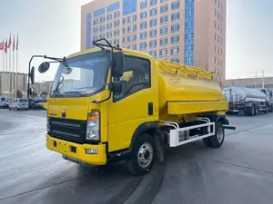 SINOTRUK-Mini camión de combustible ligero, camión de combustible, camión de repostaje, diésel, 5000L de capacidad, 1500-2000nm, ISO9001, CCC, 3800mm