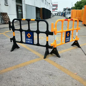 Barricade provisoire portative de barrière de construction de bloc de route en plastique de vente directe - Product Image 1