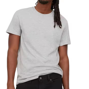 Camisetas gráficas casuales de moda Patrones modernos a rayas con estampado vibrante Camisetas de uso diario de algodón 100% - Product Image 1