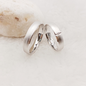 Anillos <span class=keywords><strong>de</strong></span> <span class=keywords><strong>plata</strong></span> esterlina 925 <span class=keywords><strong>de</strong></span> oro blanco con ajuste cómodo grabado <span class=keywords><strong>alianzas</strong></span> <span class=keywords><strong>de</strong></span> joyería <span class=keywords><strong>de</strong></span> aniversario <span class=keywords><strong>de</strong></span> boda <span class=keywords><strong>de</strong></span> titanio <span class=keywords><strong>para</strong></span> <span class=keywords><strong>parejas</strong></span> - Product Image 2