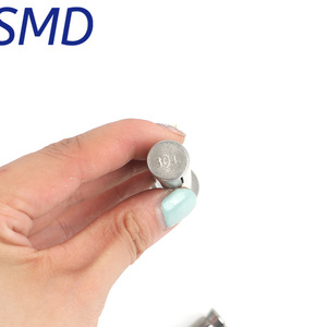 Perno de Expansión SMD M6 M8 M10 M12 M16 M20 de Acero Inoxidable para Fijación de Puertas y Ventanas - Product Image 3