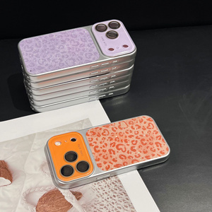 เคสโทรศัพท์มือถือลายเสือดาวกลิตเตอร์รุ่น Original Leopard Glitter Love สำหรับ iPhone 17 16 15 Pro Max พร้อมกระจกป้องกันเลนส์กล้องแบบนีออนสีรุ้ง - Product Image 6