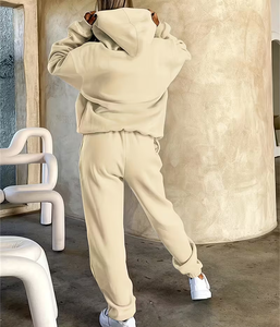 Conjuntos deportivos personalizados al por mayor para mujer, conjunto unisex de sudadera con capucha y pantalones deportivos, sudaderas con cuello redondo, conjunto de dos piezas, ropa para mujer - Product Image 2