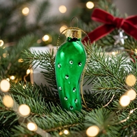 Ornement de Noël en verre soufflé personnalisé en forme de concombre vert, décoration suspendue pour arbre, idéal pour un cadeau de fêtes
