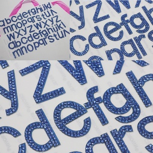 3cm colorido Rhinestone calcomanía <span class=keywords><strong>letra</strong></span> hierro parche Rhinestone patrón ropa carta - Product Image 5