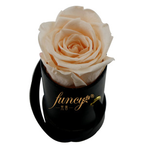 Scatole di <span class=keywords><strong>fiori</strong></span> all'ingrosso eterno per sempre conservato fiore di rosa <span class=keywords><strong>in</strong></span> <span class=keywords><strong>scatola</strong></span> <span class=keywords><strong>regalo</strong></span> di carta singola - Product Image 4