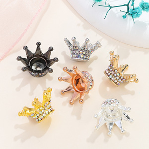 Breloque en alliage 3D en forme de couronne avec strass pour la fabrication de bijoux DIY, accessoire Printemps 2024, origine Yiwu - Product Image 2