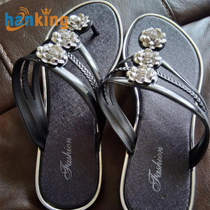 Ehanking Pantoufles plates pour <span class=keywords><strong>femme</strong></span> Tongs pour <span class=keywords><strong>femme</strong></span> <span class=keywords><strong>Tendance</strong></span> Confortable Floral Rhinestone Sandales de plage Tongs - Product Image 6