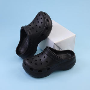 Sabots Cloud Kids à bout fermé antidérapants blancs, roses, noirs, kaki, à enfiler, chaussures d'été de plage pour filles, tailles 28, 30, 32, 34, 36, 38 - Product Image 5