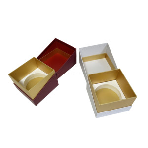 กล่องบรรจุภัณฑ์เทียนแบบแข็งที่ปรับแต่งได้ พร้อมลายนูนเคลือบด้านบุฟองน้ำ สำหรับน้ำหอมและเทียนขนาด 50 มล. - Product Image 1