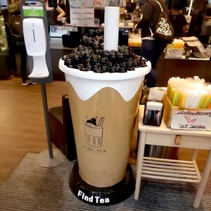 Sculture Artistiche in Resina Personalizzabili all'Ingrosso, Tazze per Tè e Latte, Decorazioni per Negozi di Dolci, Fatte a Mano - Product Image 1