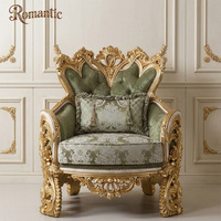 Ensemble de canapés de style turc de luxe, vert sauge, table à piédestal dorée avec chaises pour la décoration intérieure de villas royales et de palais