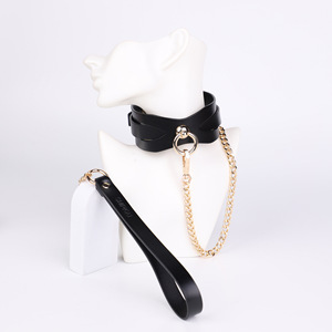 Ensemble de contraintes en cuir <span class=keywords><strong>BDSM</strong></span> <span class=keywords><strong>vintage</strong></span>-menottes et collier en plaqué or en cuir de vachette de qualité supérieure avec laisse détachable - Product Image 3