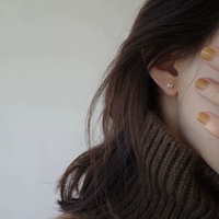 E906 I'm love ~S925 Boucles d'oreilles clous tendance en argent plaqué or 14K, mini lettre H lisse invisible, zircon cubique intégral tridimensionnel