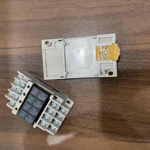 G6B-4BND <span class=keywords><strong>Relay</strong></span> industri SPDT <span class=keywords><strong>DC24V</strong></span> 5A, modul antarmuka PLC, kapasitas paralel 160A - Product Image 1